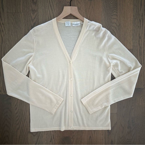 TSE V-neck Long Sleeve Lightweight 100% Super Fine Wool Cardigan Sweater Cream M - Picture 1 of 8